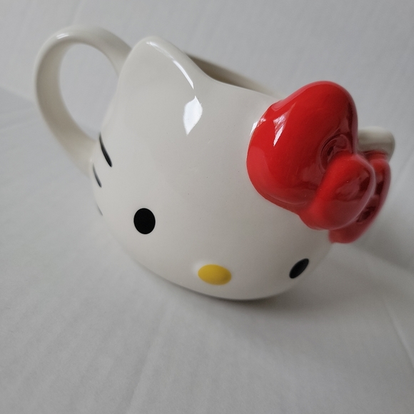 Hello Kitty Ceramic mug - Picture 4 of 8